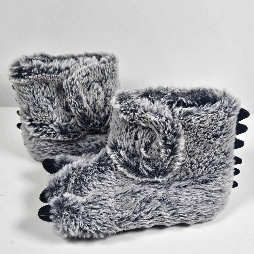 Target Kids Faux Fur Animal Paw Slippers Size 7/8 Cozy Gray